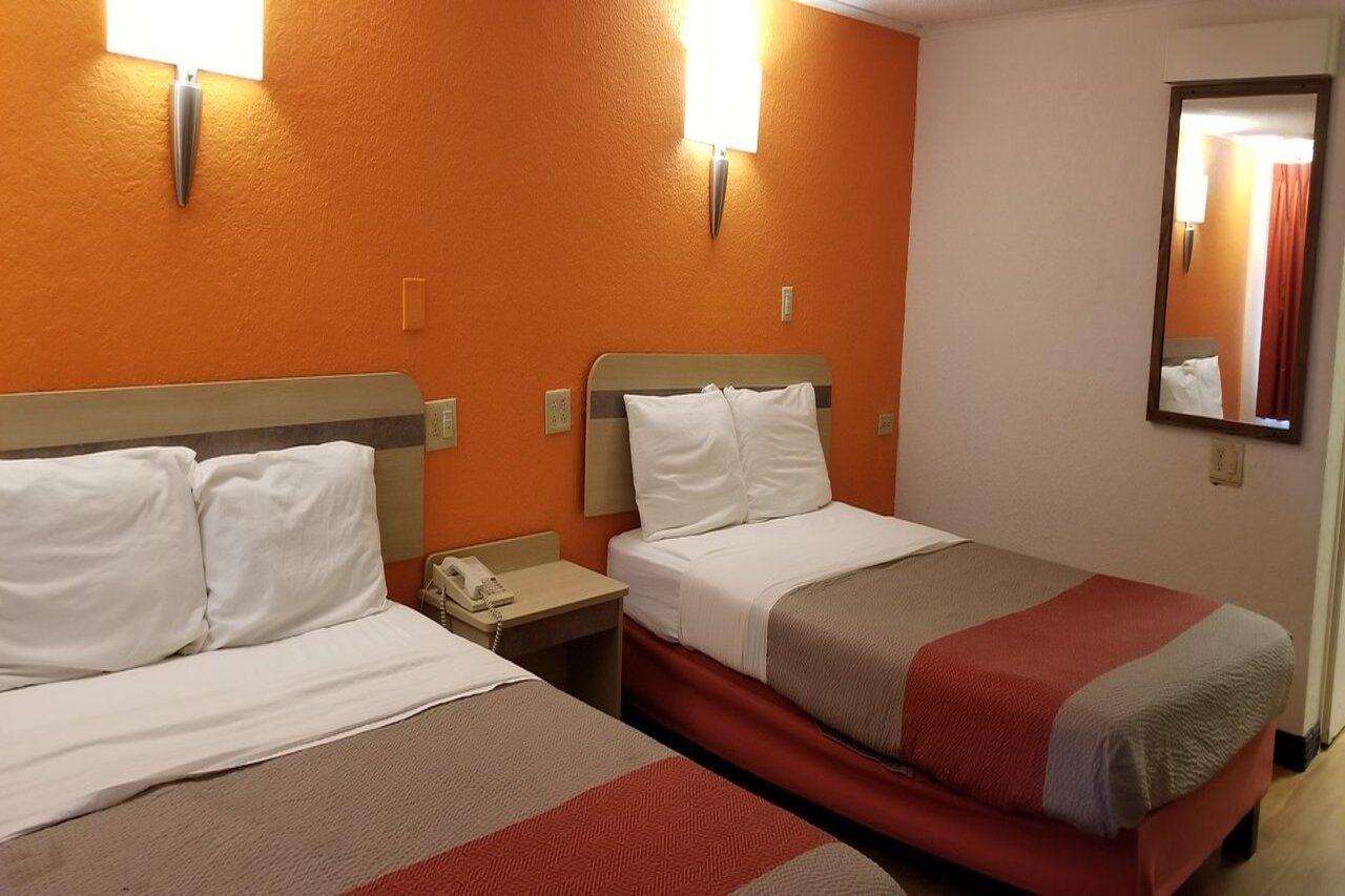 Fairbridge Inn Express London מראה חיצוני תמונה
