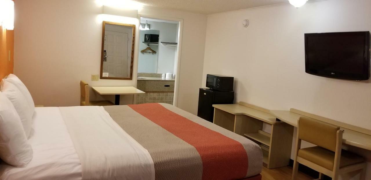 Fairbridge Inn Express London מראה חיצוני תמונה