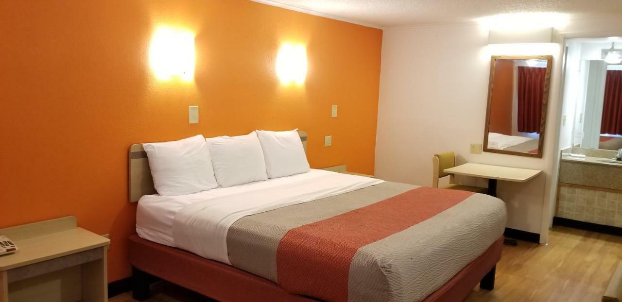 Fairbridge Inn Express London מראה חיצוני תמונה