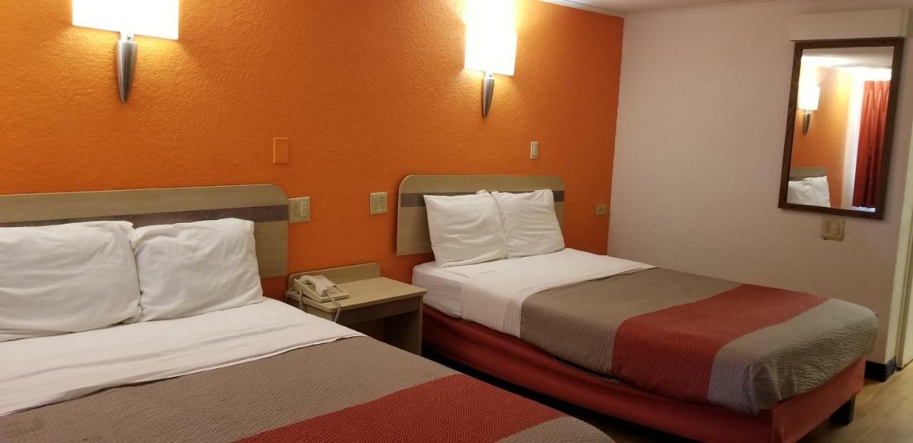 Fairbridge Inn Express London מראה חיצוני תמונה